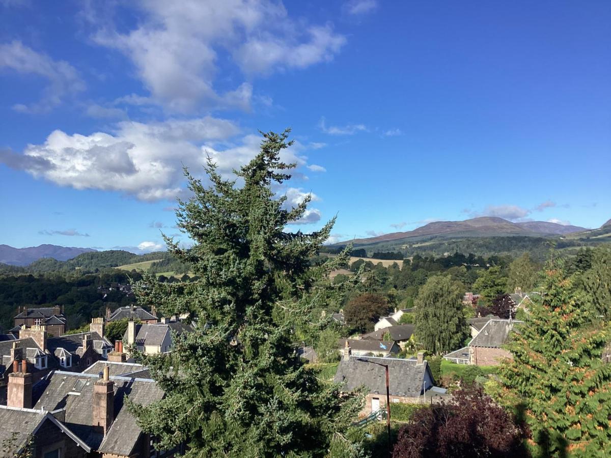 The Viewpoint, 2 Bedroom Apartment In Crieff Buitenkant foto