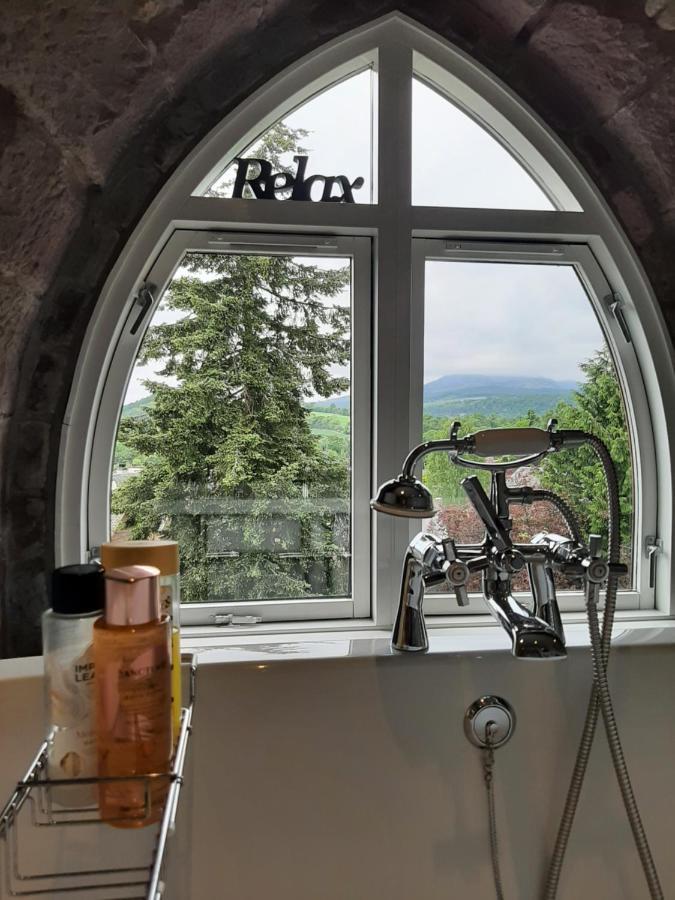The Viewpoint, 2 Bedroom Apartment In Crieff Buitenkant foto
